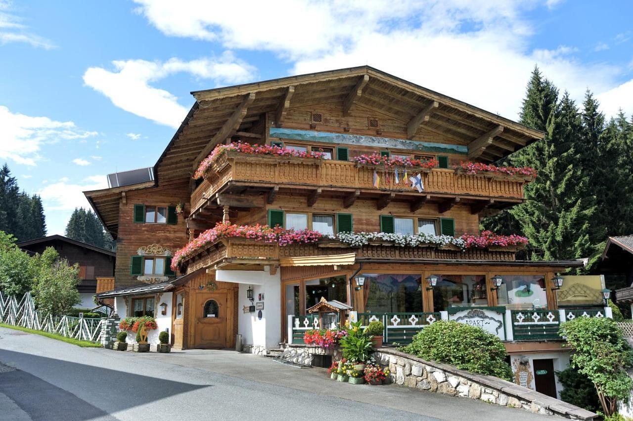 Hotel Schmiedboden Oberndorf in Tirol Room photo